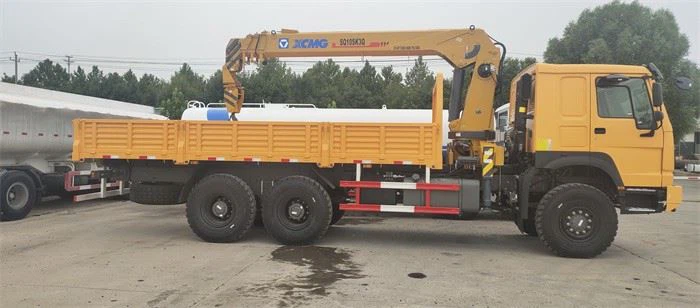 HOWO Crane Truck