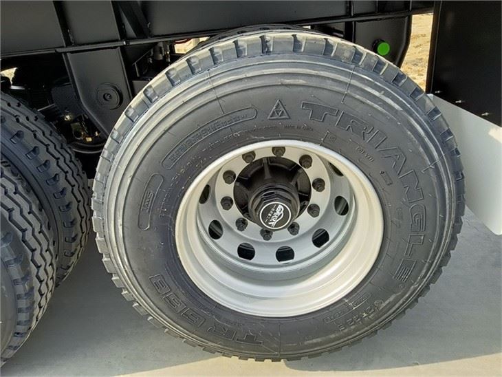 Manufacturing Triple Axles 40FT Flatbed Semi Trailers For Sale