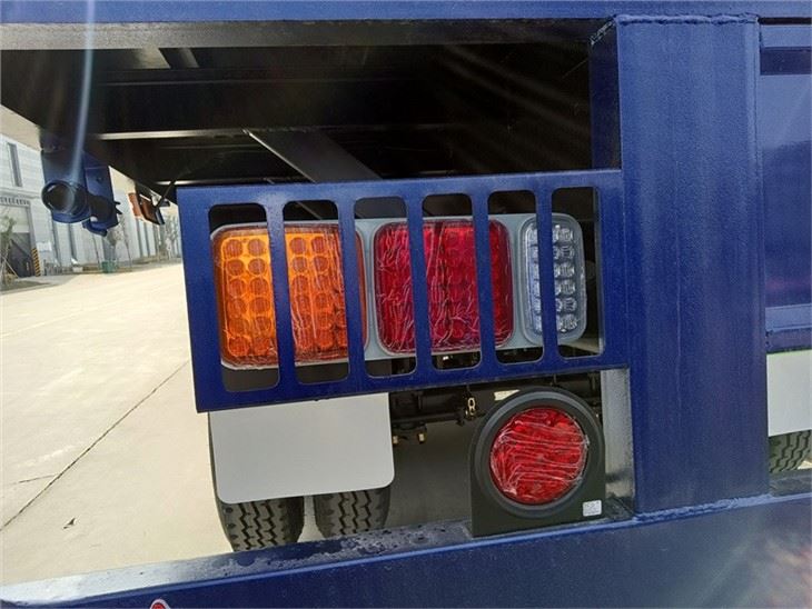 Manufacturing Triple Axles 40FT Flatbed Semi Trailers For Sale