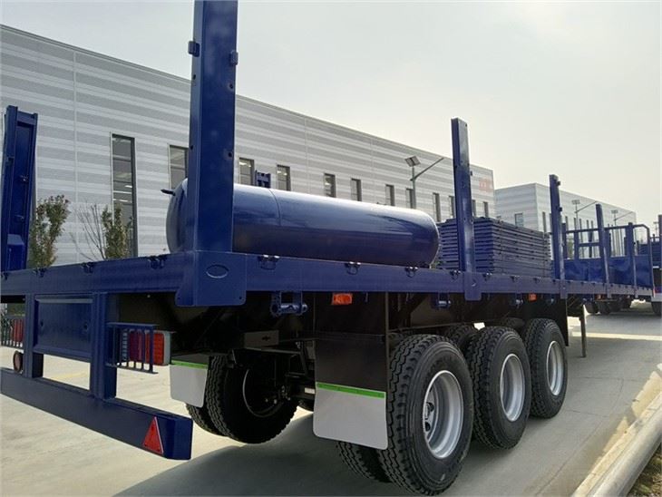 Manufacturing Triple Axles 40FT Flatbed Semi Trailers For Sale