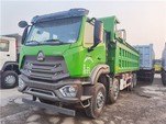 HOWO E7 8X4 Dump Truck